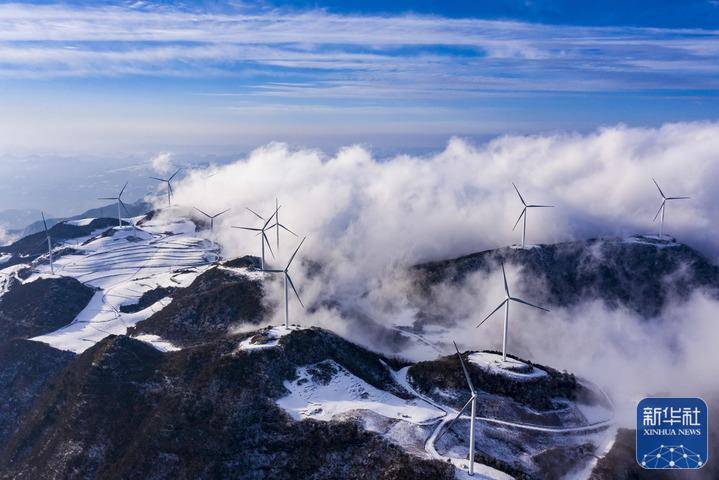 我國積極推進大型風電光伏基地建設